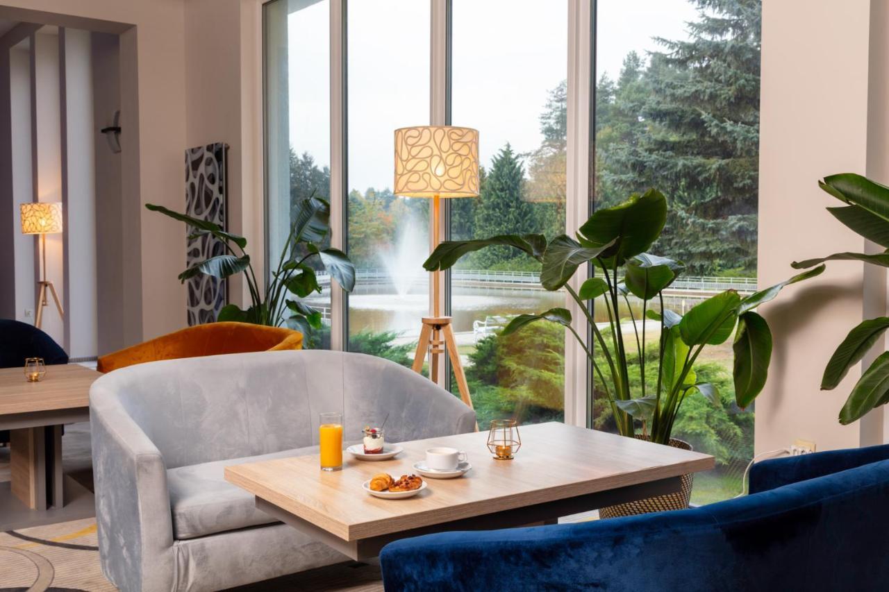 Perla Lesna Nadarzyn Bed & Breakfast Luaran gambar