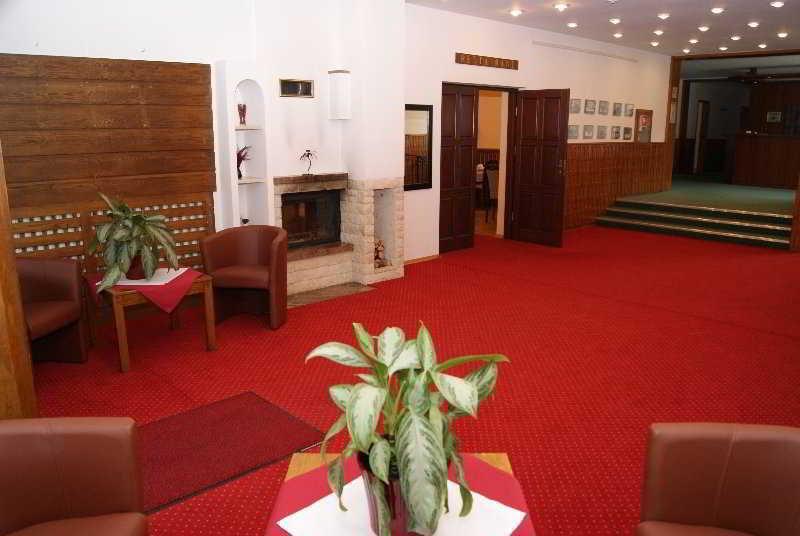 Perla Lesna Nadarzyn Bed & Breakfast Luaran gambar