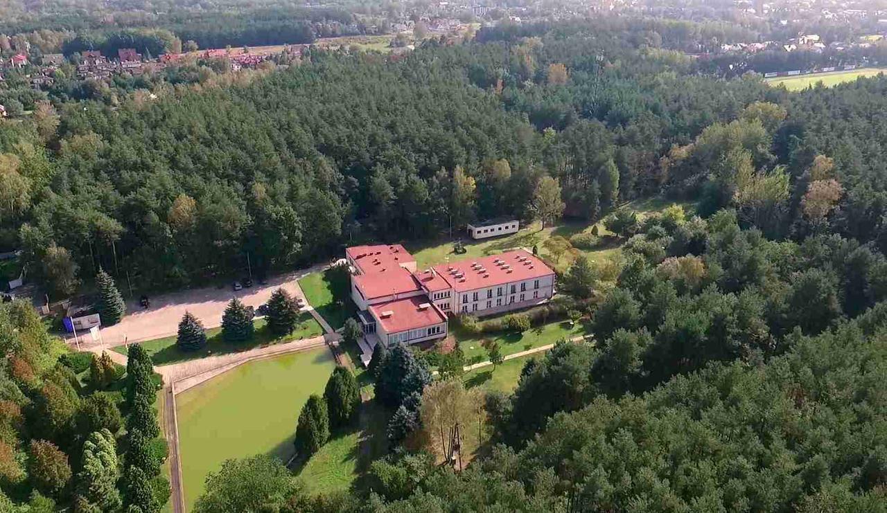 Perla Lesna Nadarzyn Bed & Breakfast Luaran gambar